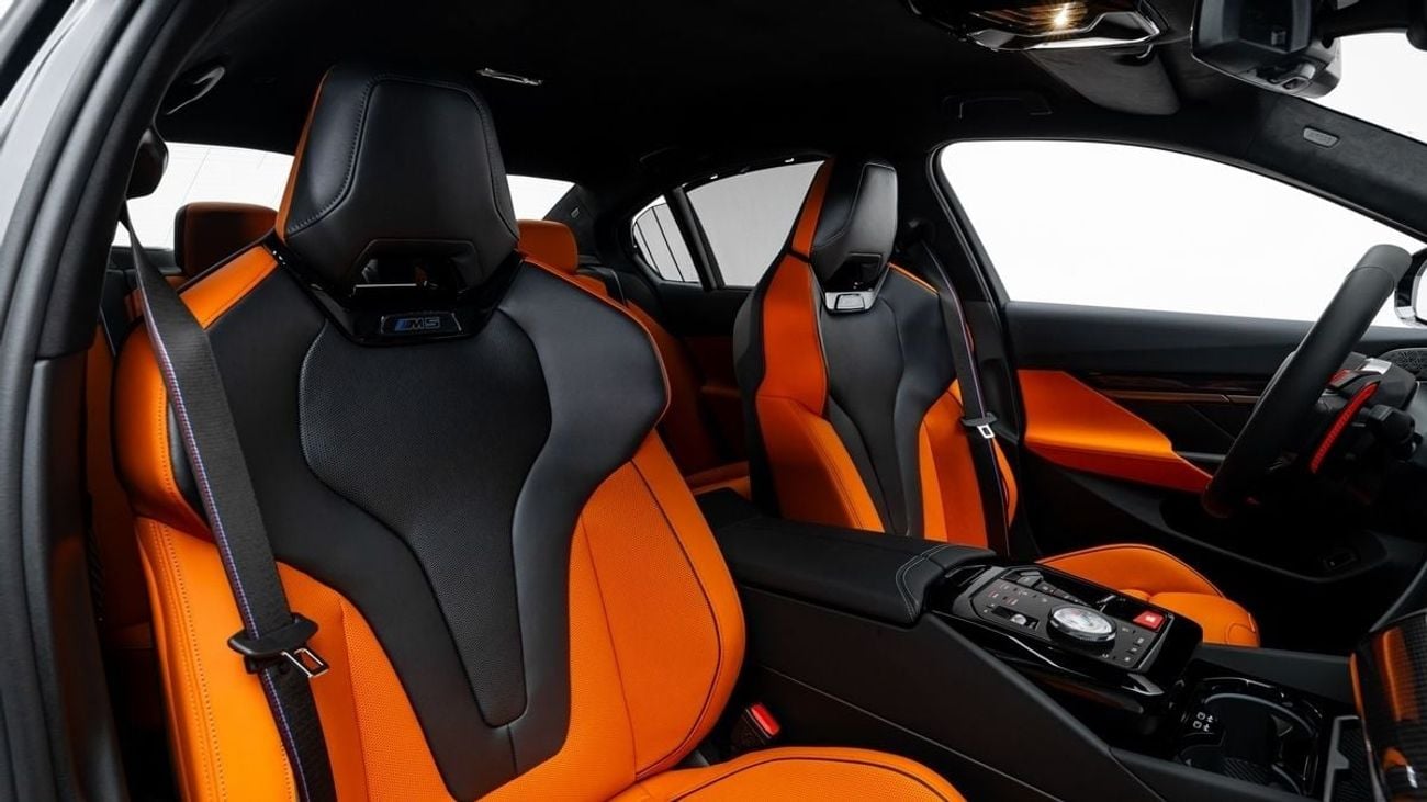 بي أم دبليو M5 - 2026 - GCC - Under Warranty and Service Contract