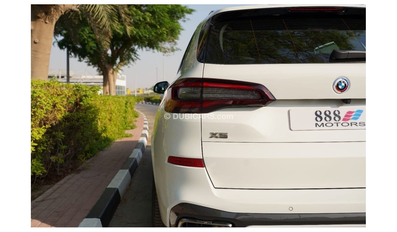 BMW X5M 2023 BMW X5 x-Drive 50i V8 White color 0Km