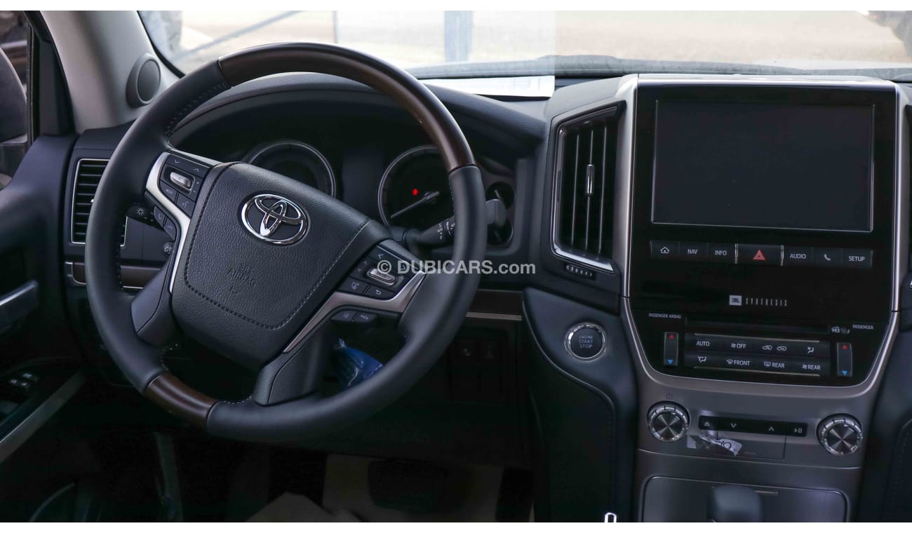 Toyota Land Cruiser 5.7L VXR With Luxury  Body Kit and 22 inch MBS wheel BRAND NEW 2020 Model