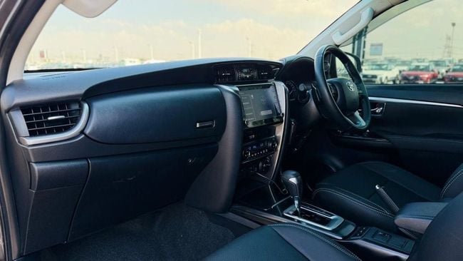 Toyota Fortuner VX2, миниатюра 28