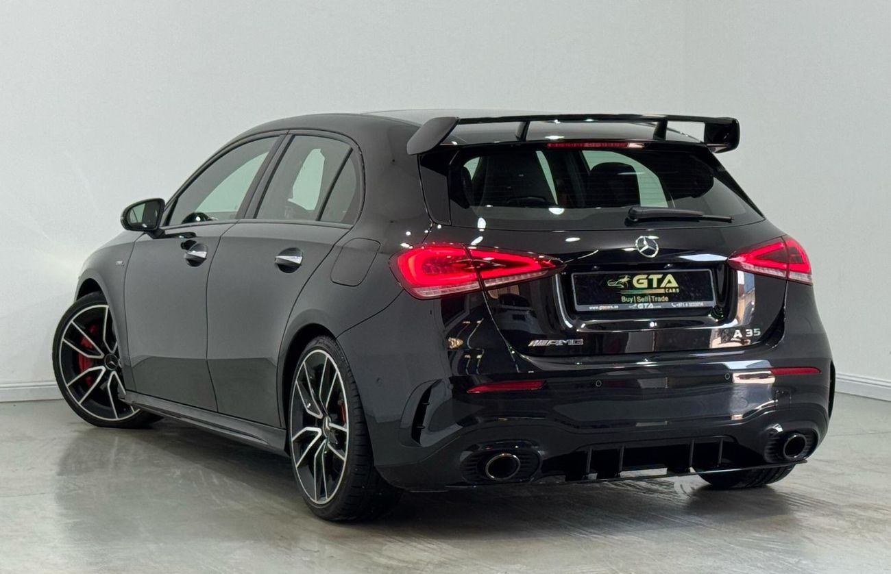 Mercedes-Benz A 35 AMG 4MATIC Hatchback 2022 Mercedes Benz A35 AMG Aerodynamic Package, 2027 Mercedes Warranty, Very Low Km