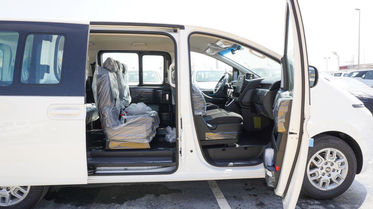 Hyundai Staria 3.5 L V6