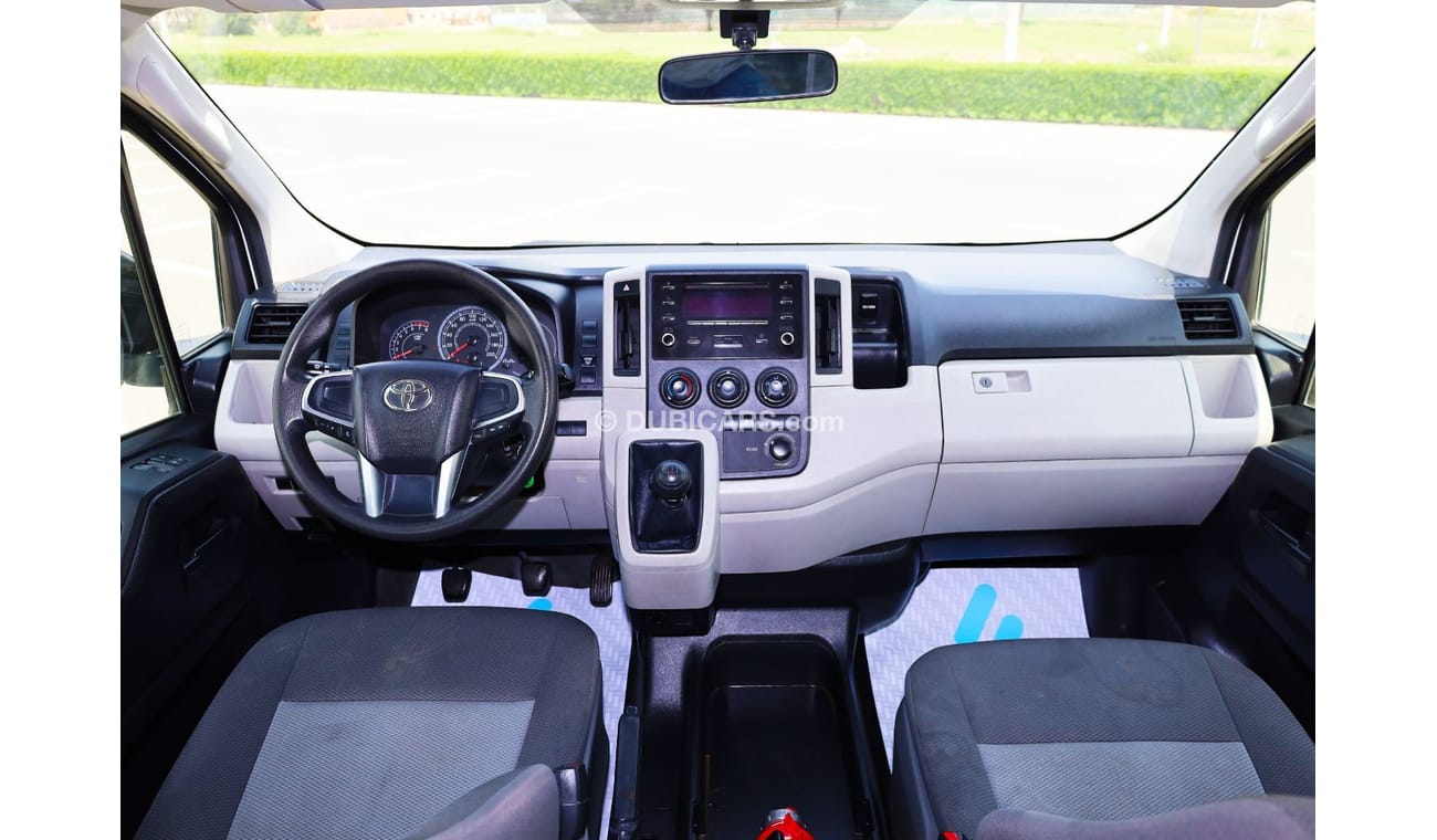 Toyota Hiace High Roof Van 2019 Toyota Hiace High Roof 13 Seater - Petrol | GCC Specs | Excellent Condition