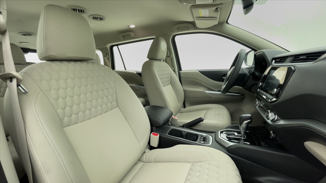 نيسان إكستيرا TITANIUM 2.5 | بدون دفعة مقدمة | اختبار القيادة في المنزل