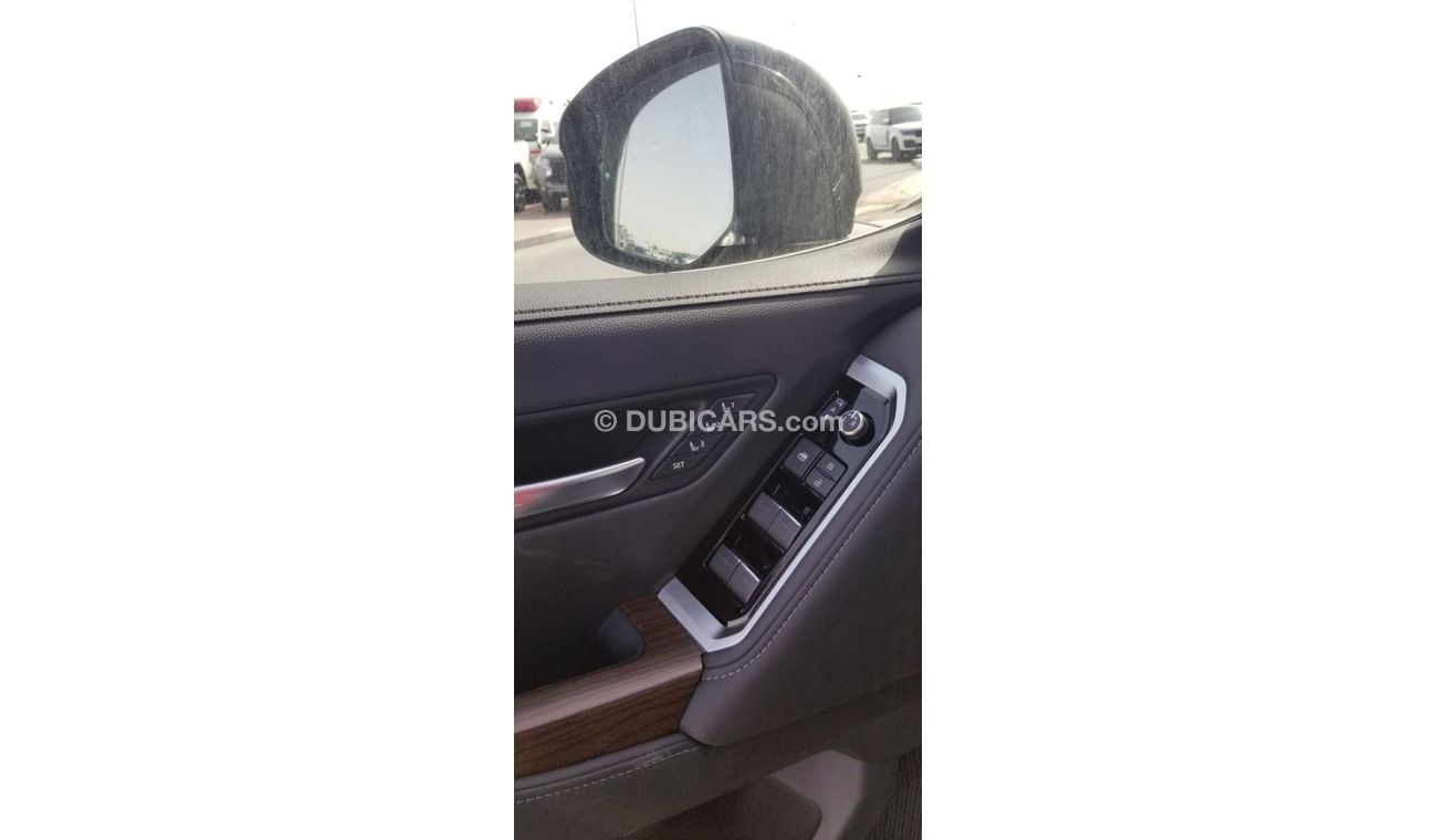 Toyota Land Cruiser 2023 Toyota Land Cruiser 3.3L Diesel VX+