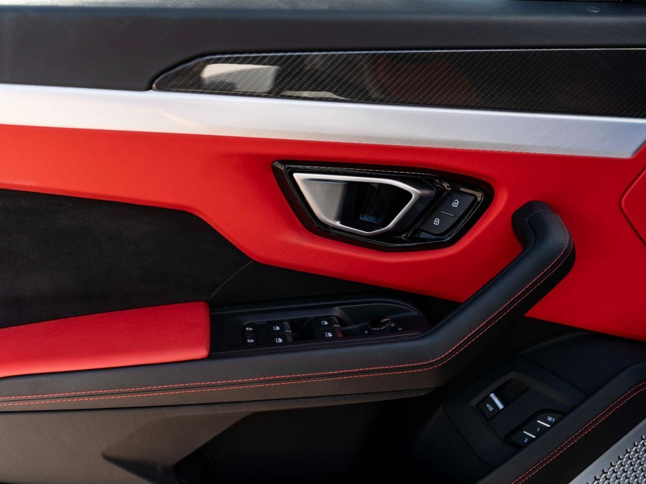 Lamborghini Urus STD 4.0T V8