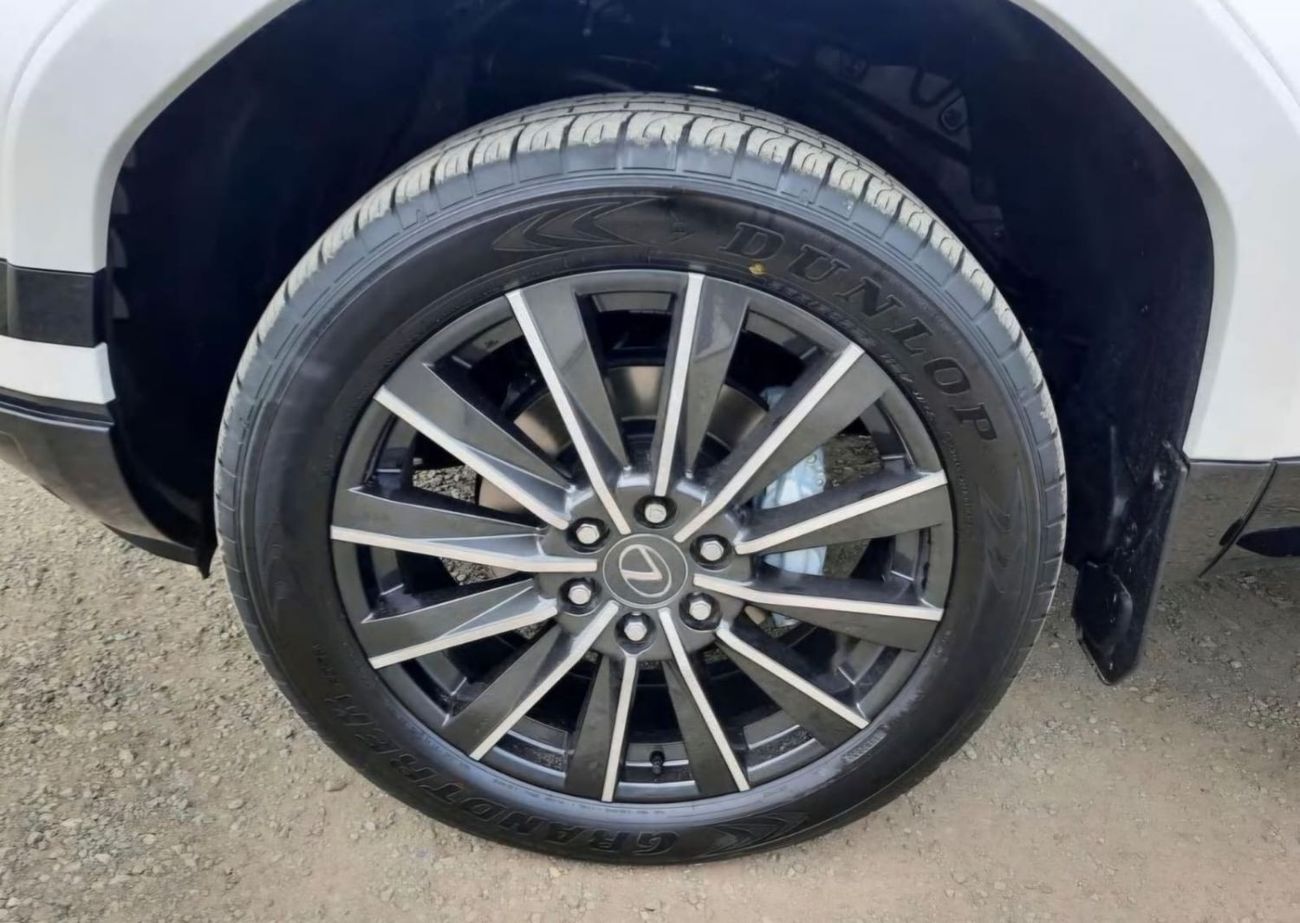 Lexus GX550 Executive Full Options 6seaters