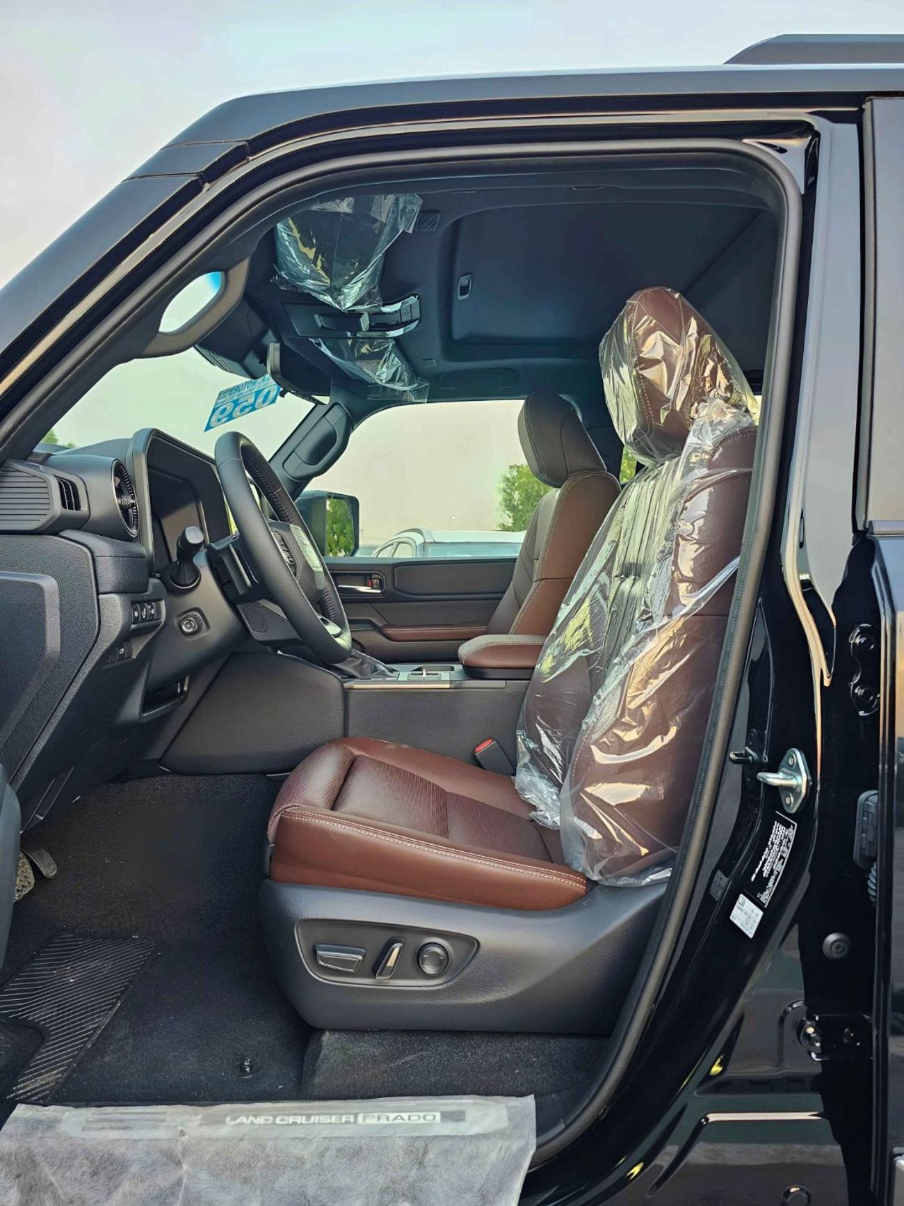 تويوتا برادو ADVENTURE TURBO/2.4L V4 PETROL/FULL OPTION/POWER SEATS/CODE#PR24S1