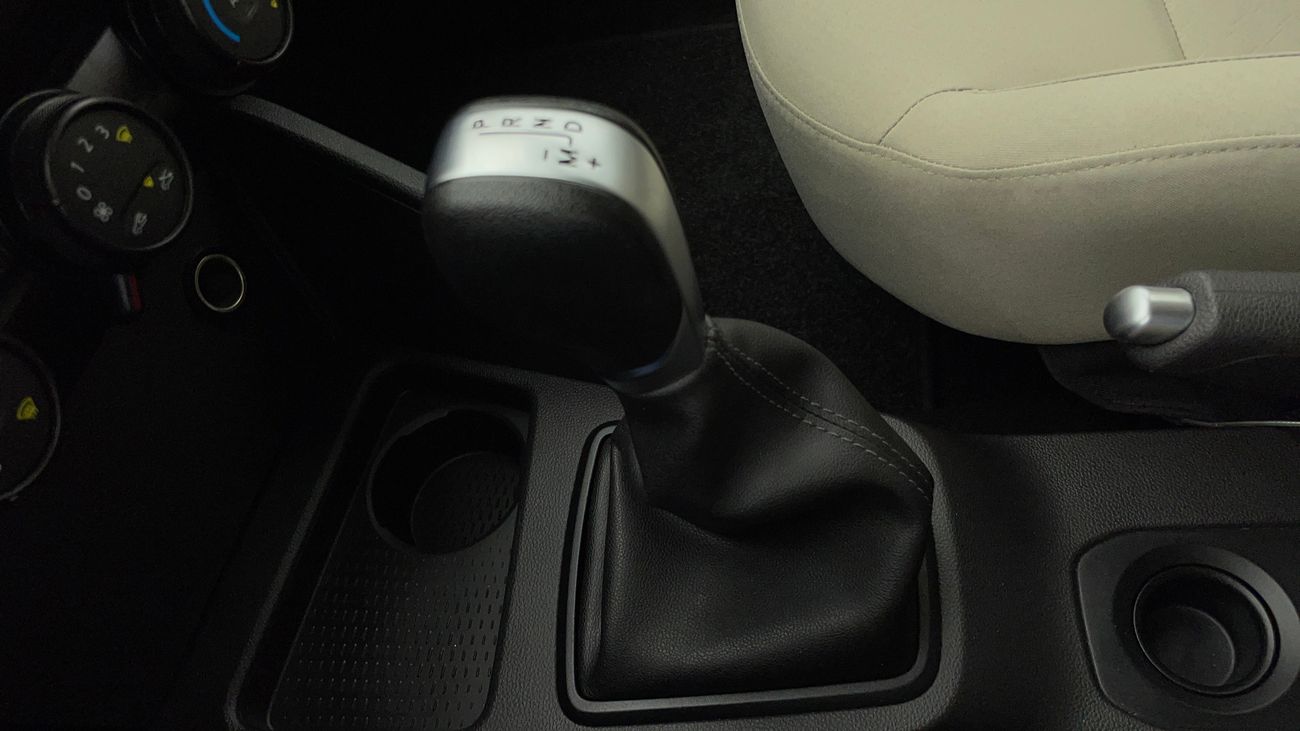 Renault Duster PE 1.6 | Zero Down Payment | Home Test Drive