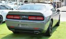 Dodge Challenger Challenger SXT V6 3.6L 2018/SunRooof/ Leather interior/Very Good Condetion