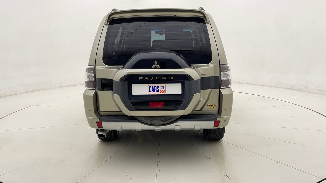 Mitsubishi Pajero GLS HIGHLINE 3.8 | Zero Down Payment | Home Test Drive