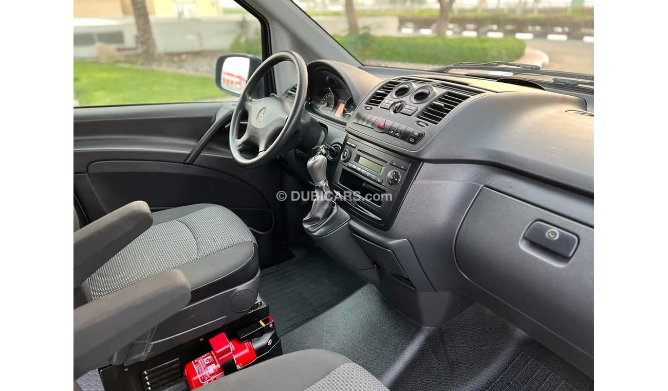 Mercedes-Benz Vito MERCEDES BENZ VITO 126 2014 V6 GCC IN LOW MILEAGE PERFECT CONDITION