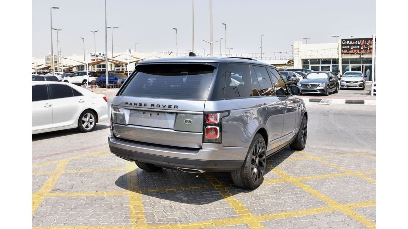 Land Rover Range Rover Range rover vouge V6 super charge  Gcc specs Model 2021 Original paint no accident