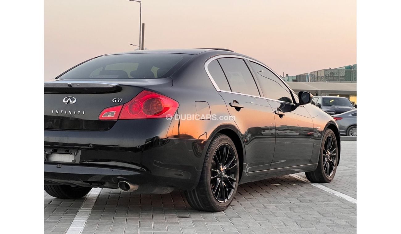 Infiniti G37