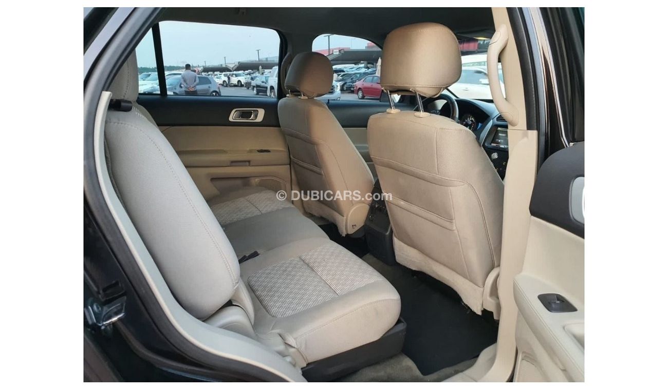 Ford Explorer XLT خليجية