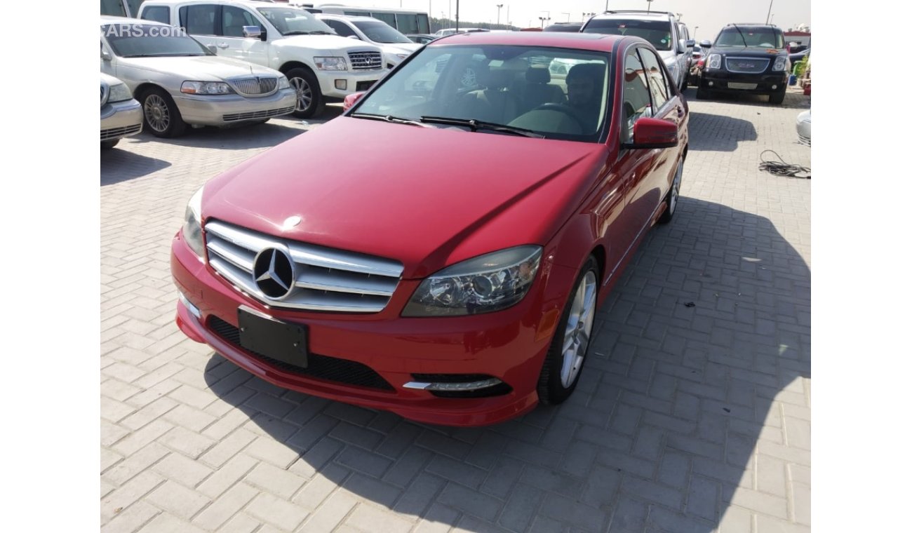 مرسيدس بنز C 300 ‏مرسيدس سي 300 موديل 2011 وارد امريكي في حالة ممتازة