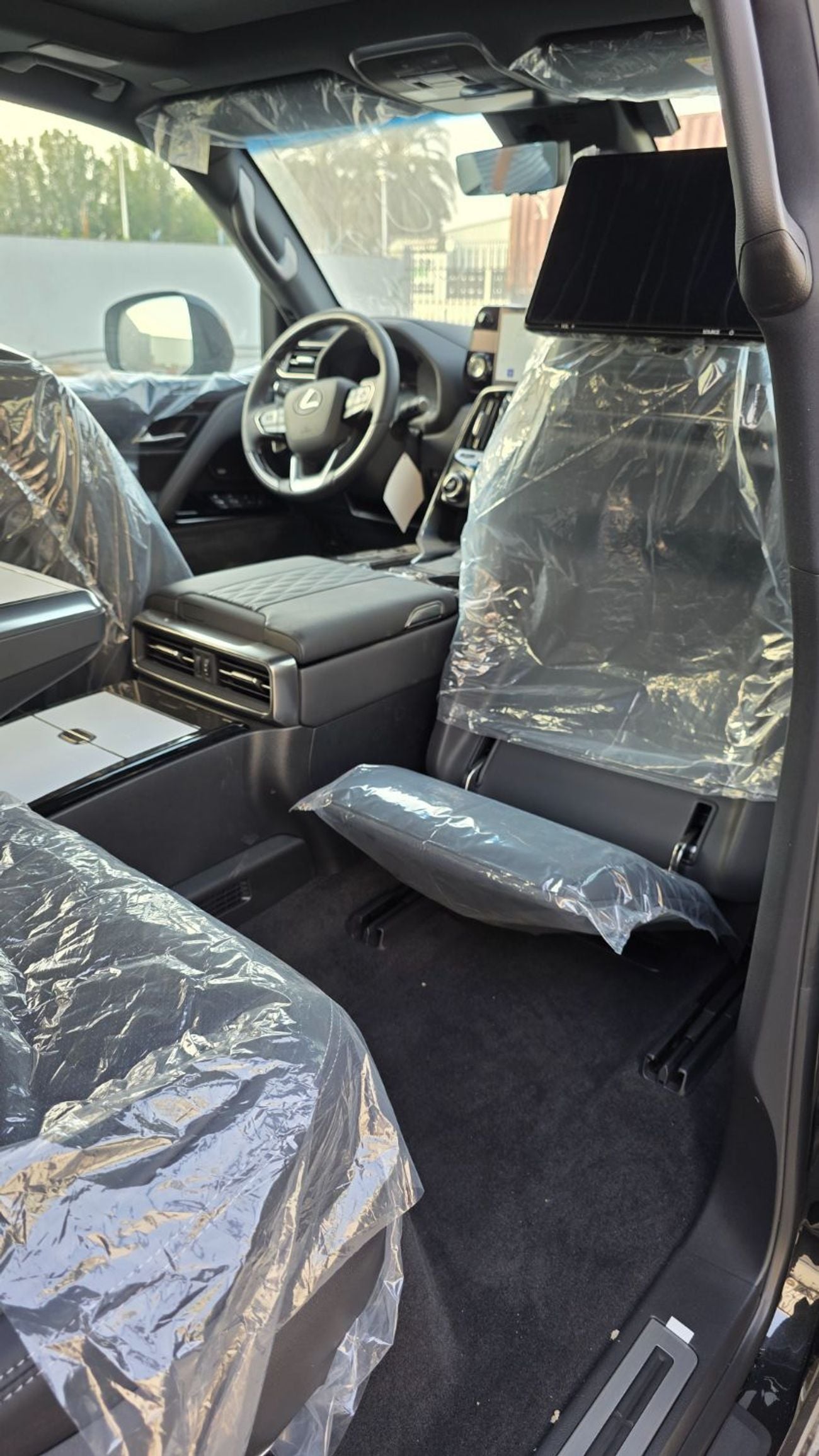لكزس LX 600 VIP