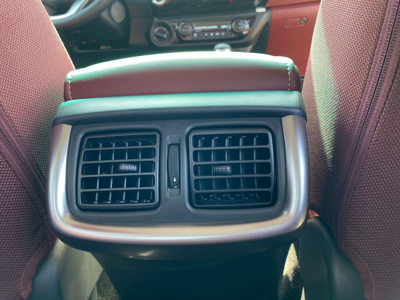 تويوتا هيلوكس TOYOTA HILUX 2.7L PETROL 4WD PUSH START