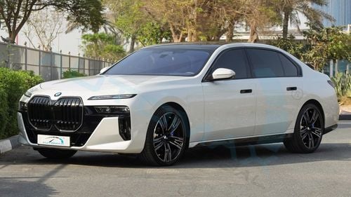 بي أم دبليو 760i XDRIVE MASTERCLASS M SPORT PACKAGE 2026 (For Export , НА ЭКСПОРТ) 4.4TT V8 AWD GCC Без пробега