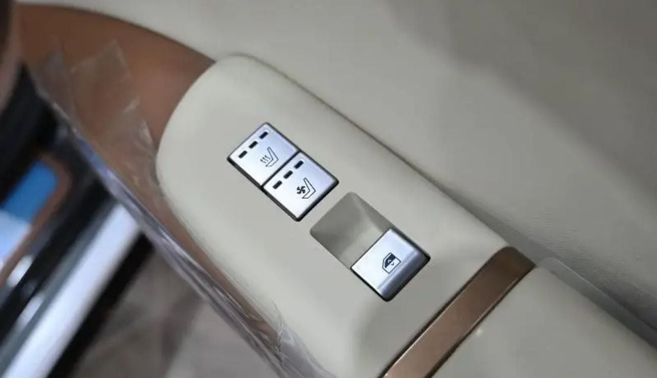 هيونداي أزيرا 3.5L V6 Premium