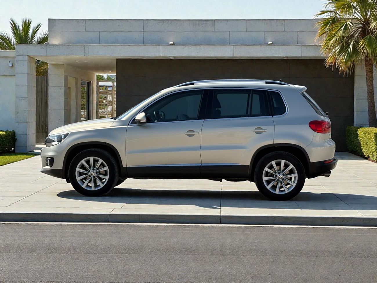 Volkswagen Tiguan 1.4 TSI Life 1.4 TSI A/T | 2016 | GCC SPECS