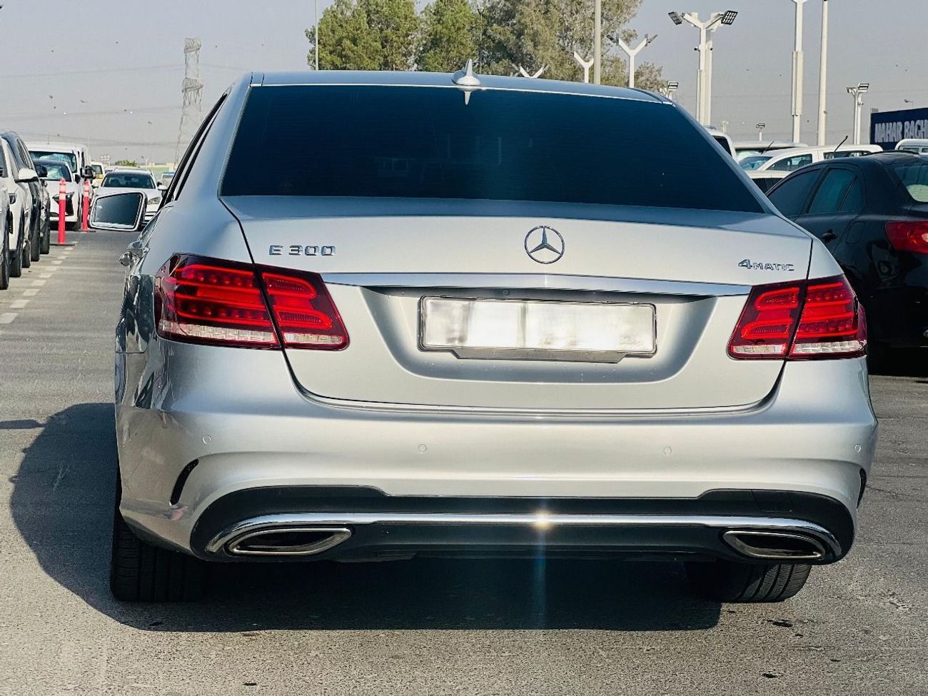 مرسيدس بنز E300 MERCEDES BENZ - E300 - CAR IS WITH NUMBER PLATE - MODEL 2016 - 107889KM