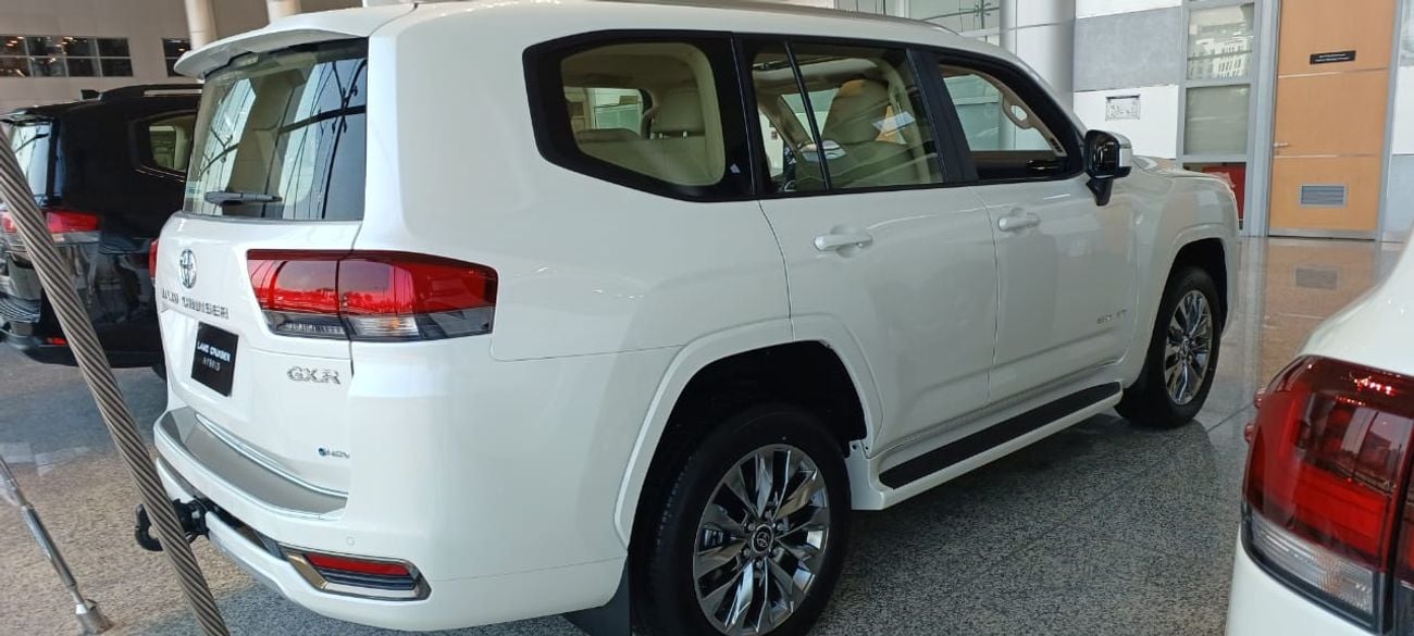 تويوتا لاند كروزر 3.5 GXR HYBRID