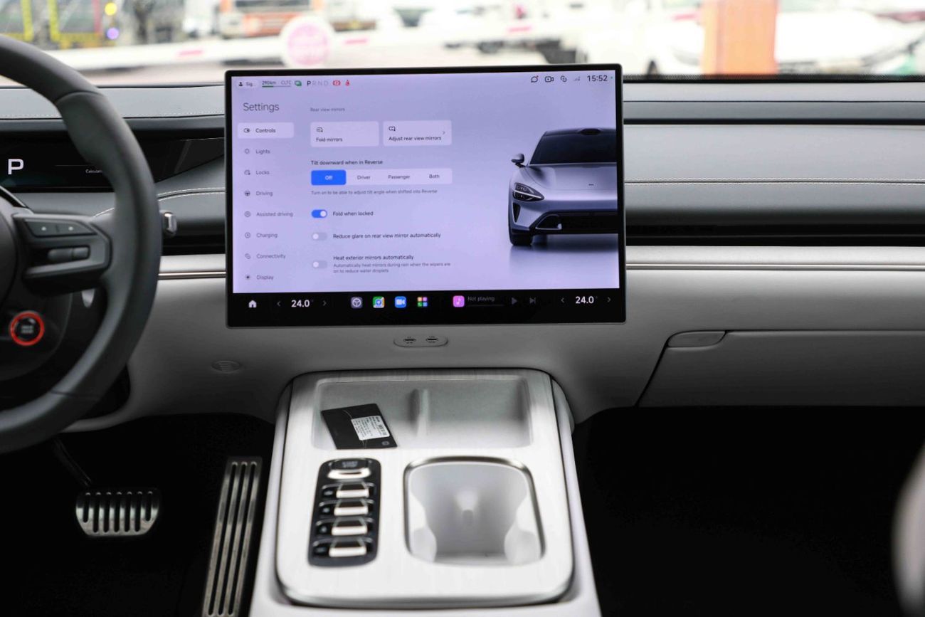 شاومى SU7 2025 Xiaomi SU7 Max 20" Wheels - White Inside Grey