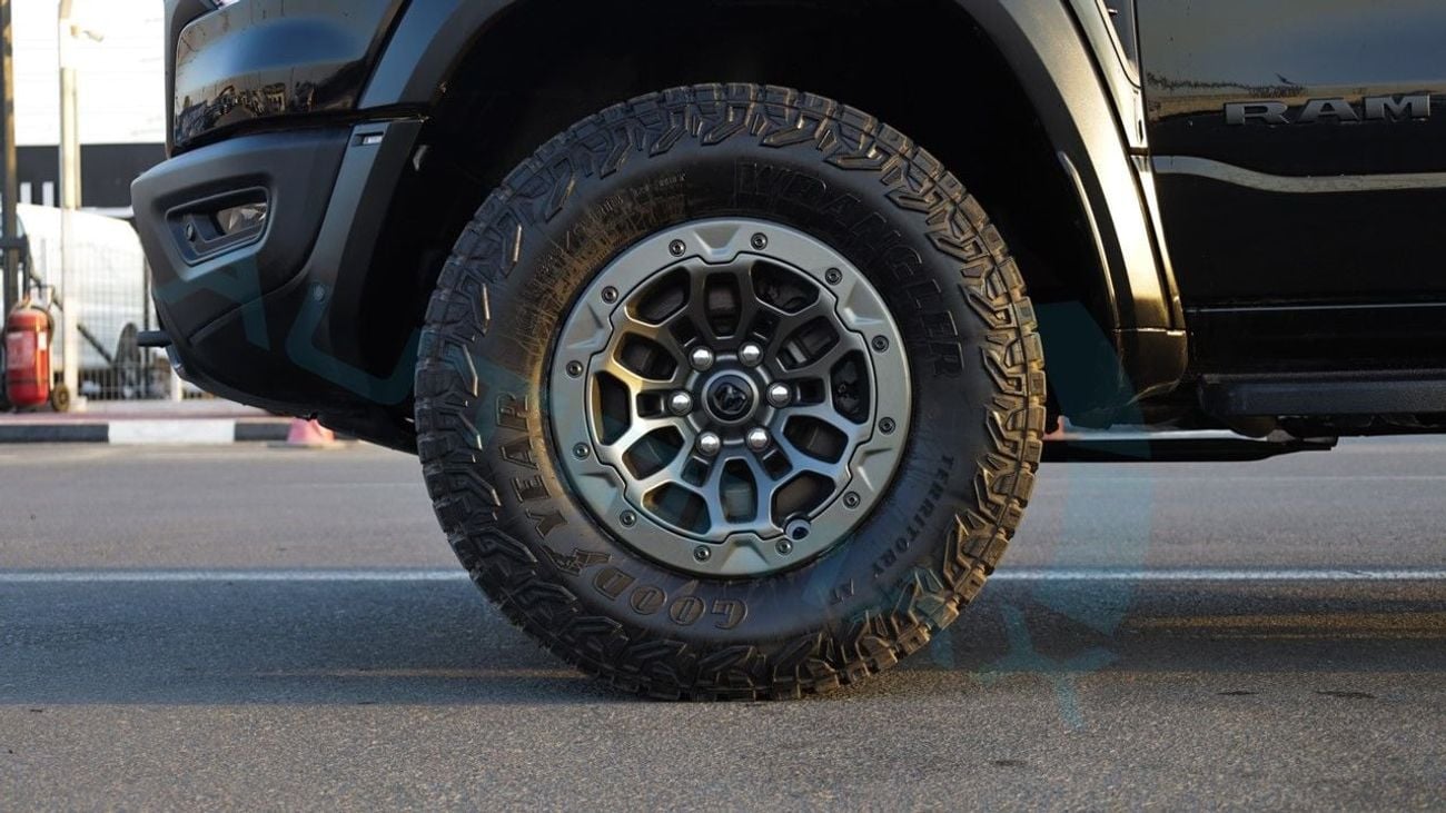 RAM 1500 (For Export , НА ЭКСПОРТ) PY 25/25 RHO HURRICANE H.O 3.0TT 2025 GCC Без пробега