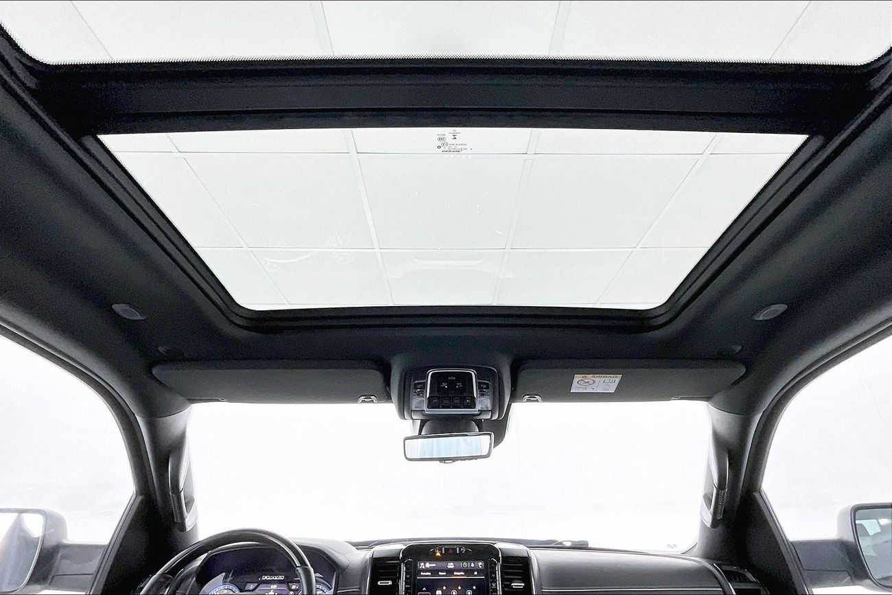 Mitsubishi Pajero Signature Edition| 1 year free warranty | Exclusive Eid offer