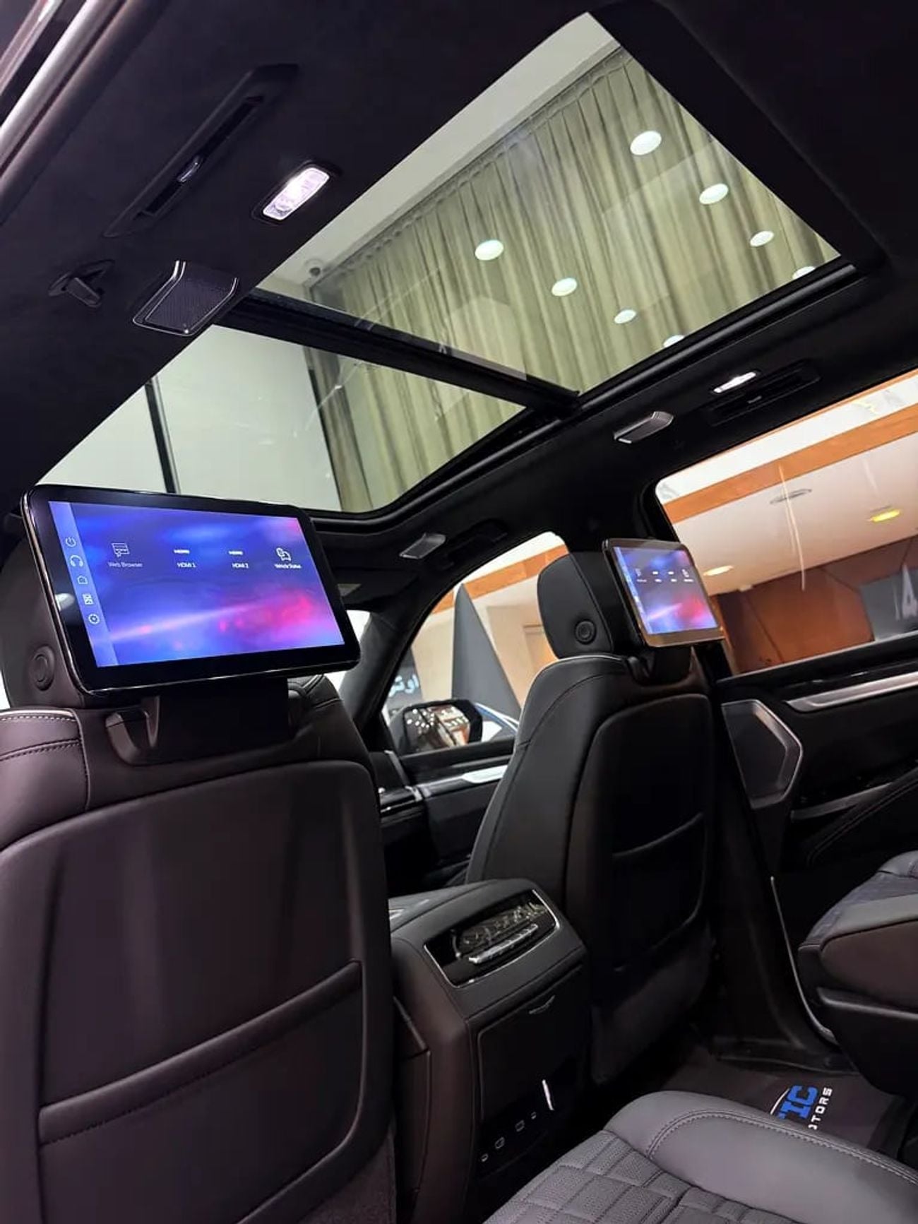 كاديلاك إسكالاد V SERIES