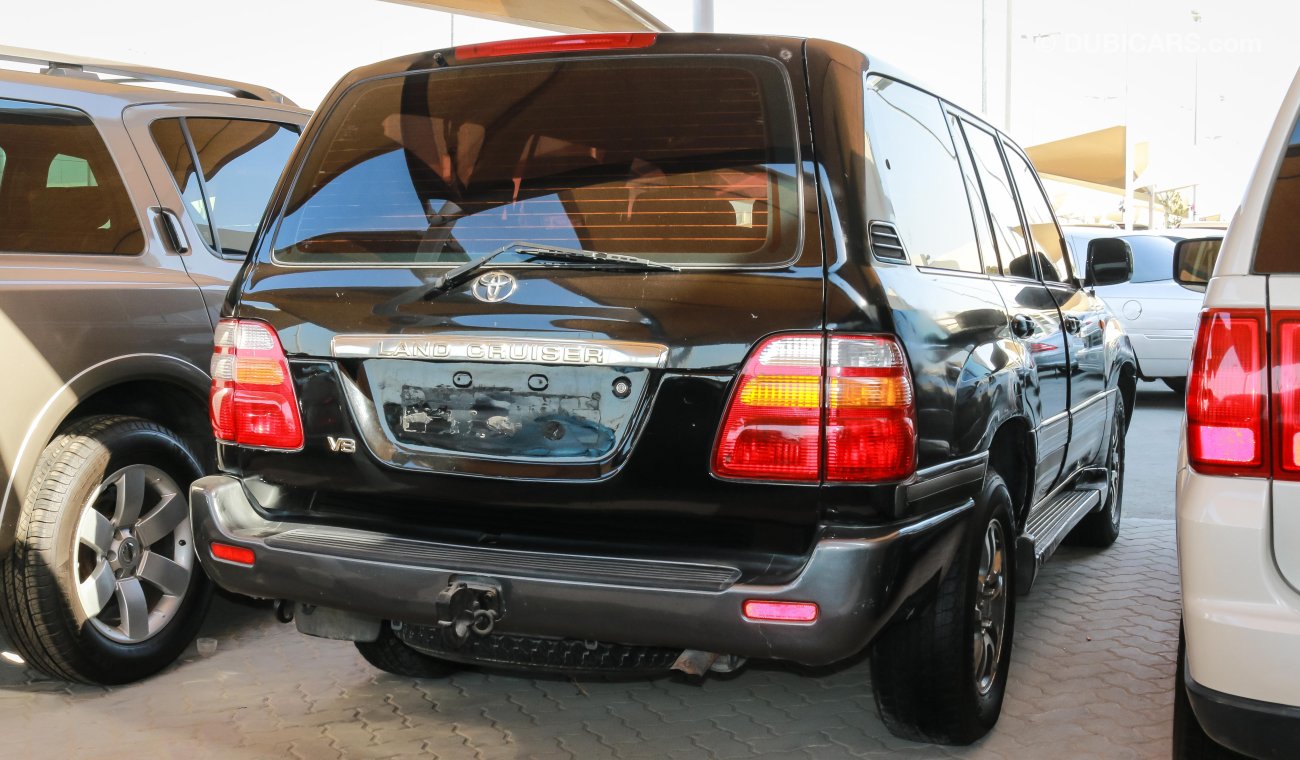 Used Toyota Land Cruiser V8 2001 for sale in Dubai 85800