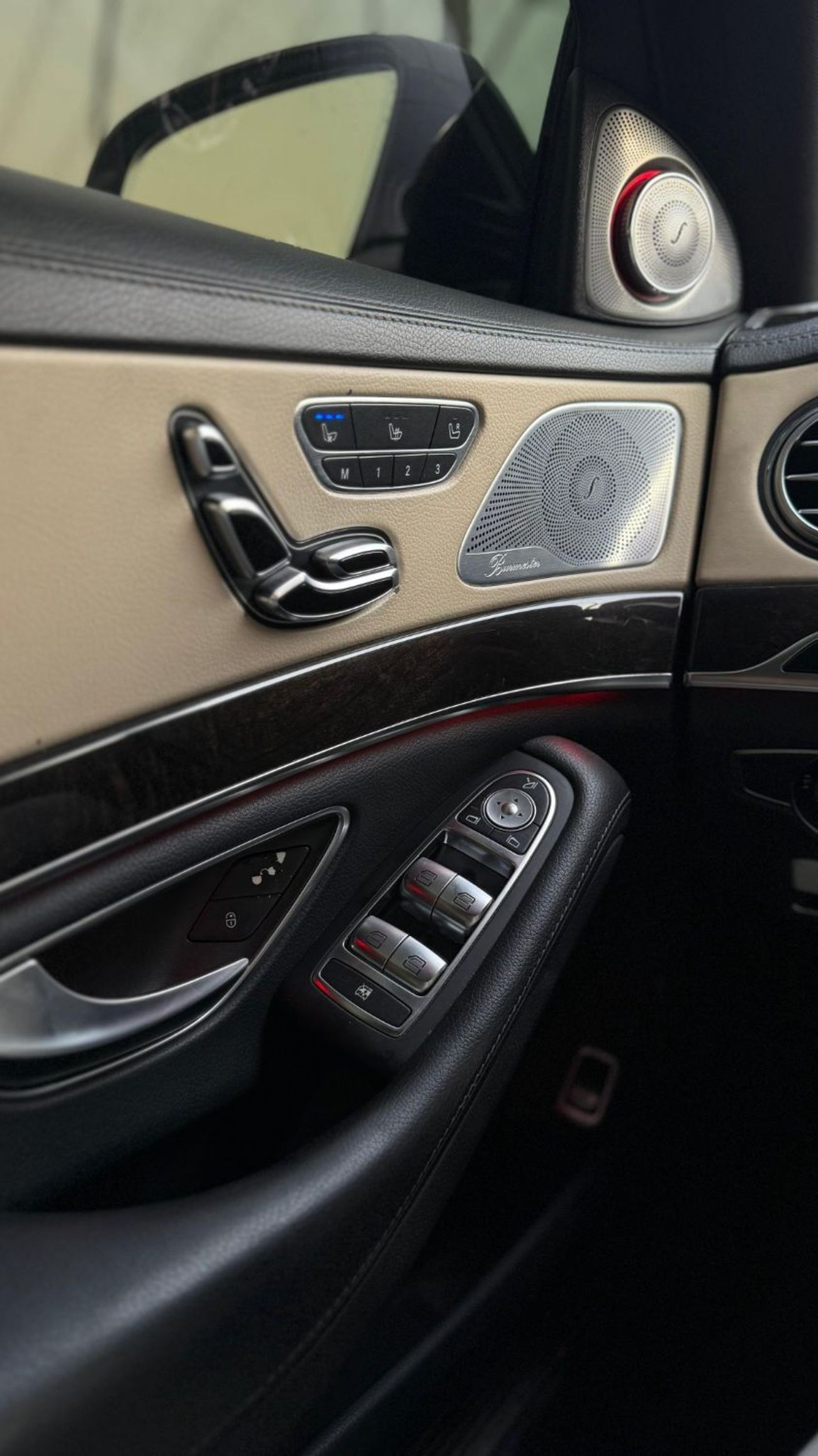 مرسيدس بنز S 550