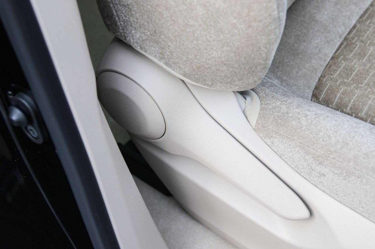 Toyota Land Cruiser GXR 4.0L Toyota Land Cruiser GXR 2025 | 4L | BASIC | Ramadan Special Offers.