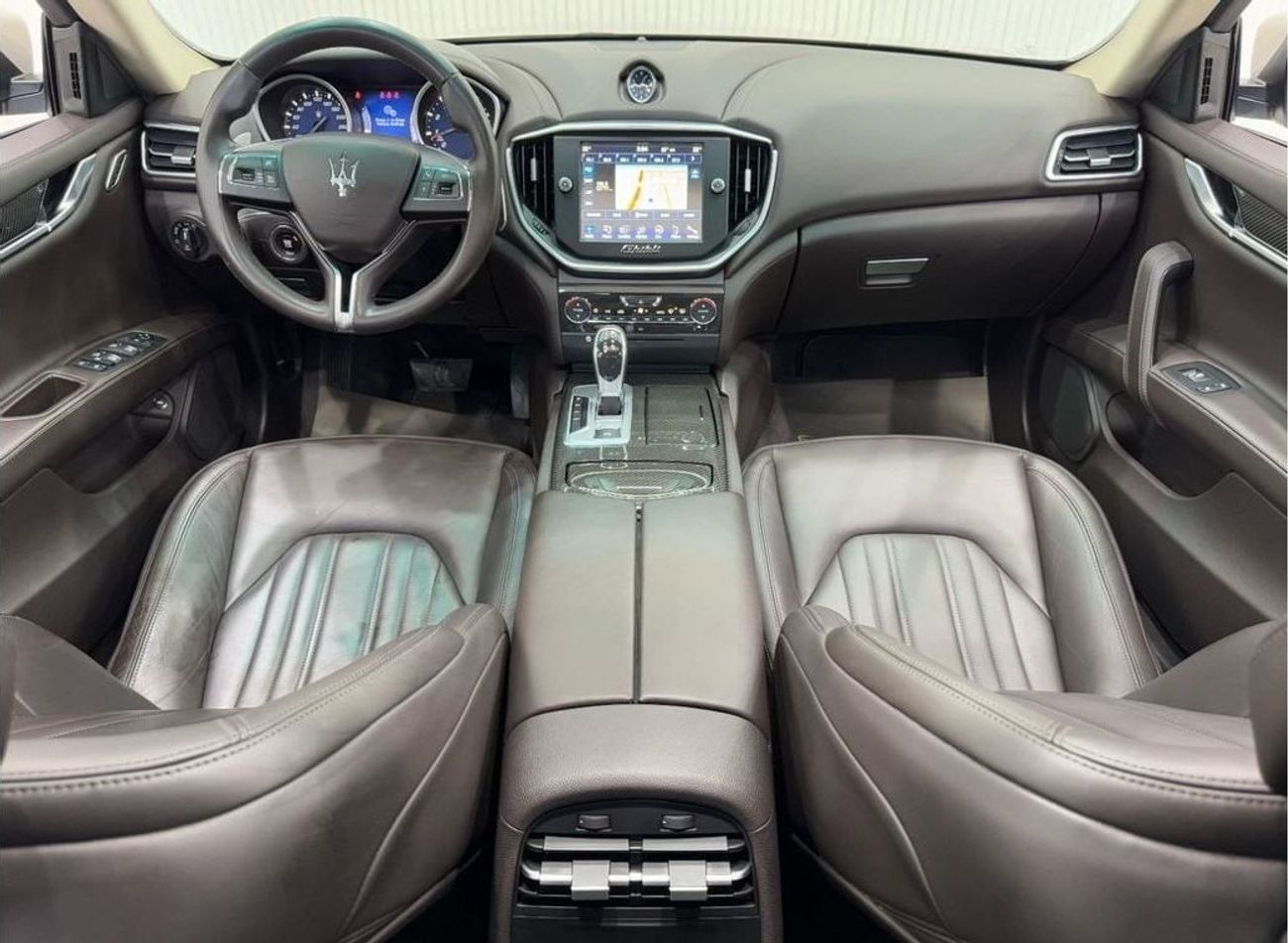 مازيراتي جيبلي S Q4 3.0L (410 HP) 2016 Maserati Ghibli S Q4, Full Service History, Carbon Fiber Package, Excellent