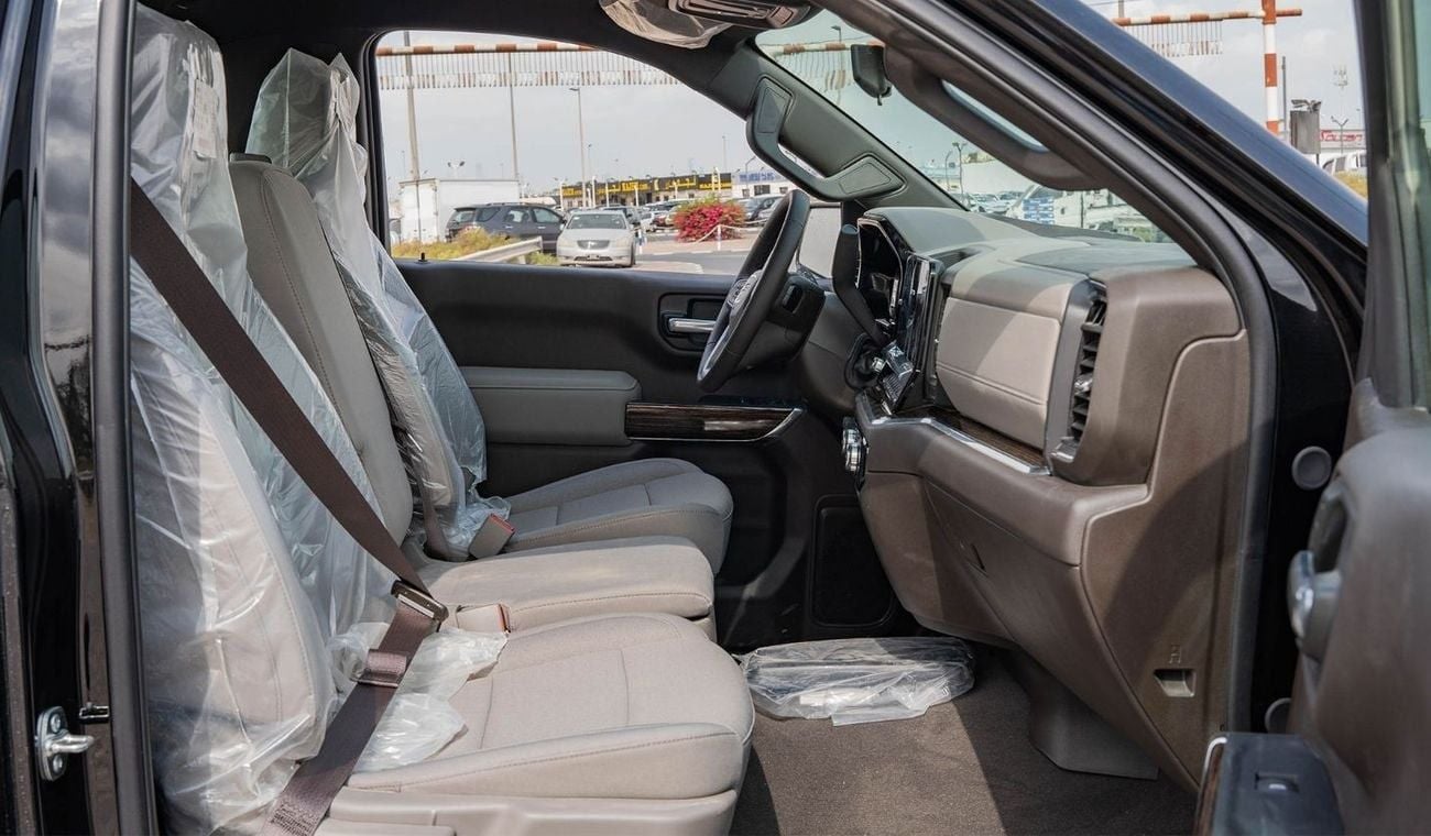 GMC Sierra 2025 GMC Sierra SLE V8 5.3L AT Petrol Single Cab (Black)