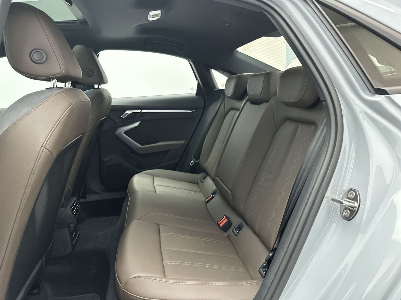 أودي A3 A3 Sedan Advanced 35 TFSI 150hp Progress (Ref# 18431)