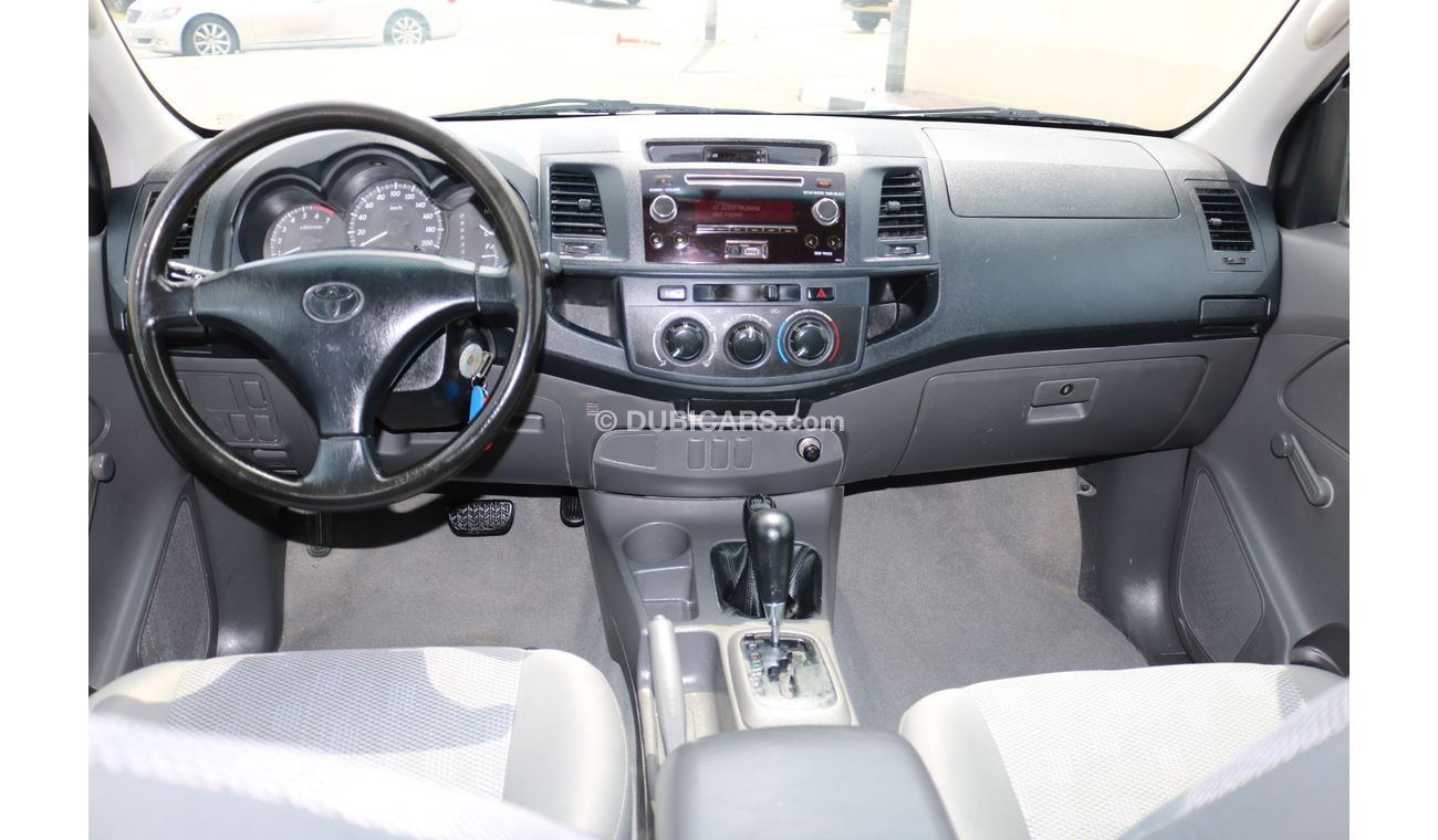 Toyota Hilux DUAL CABIN 4X4 2.7 VVTI