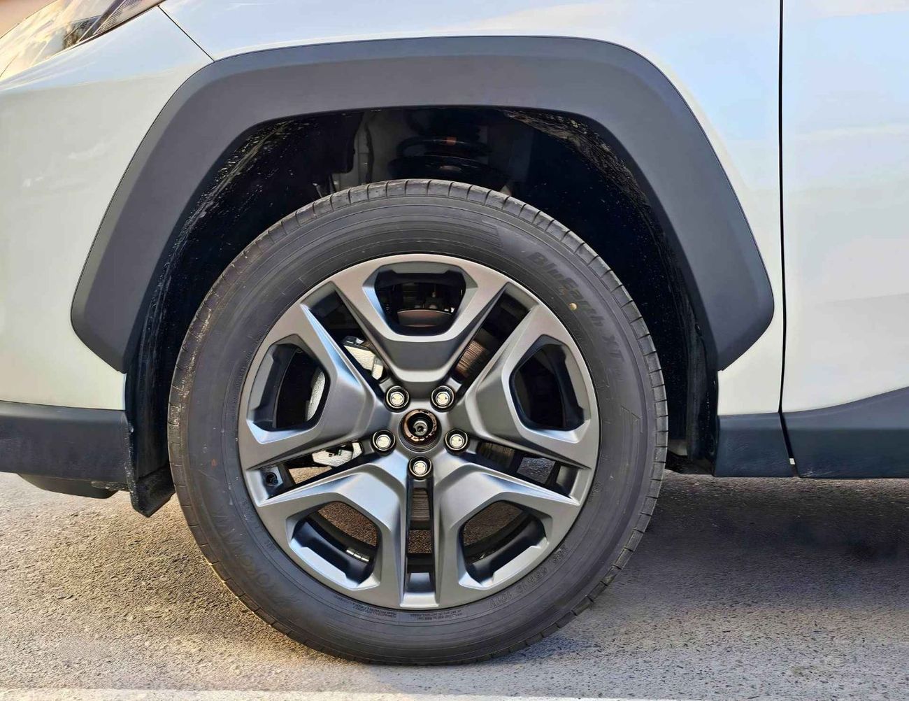 تويوتا راف ٤ ADVENTURE CVT FLAGHSIP / 2.0L PETROL AWD / RADAR, PANORAMIC ROOF, LEATHER WITH POWER SEAT (CODE # RA