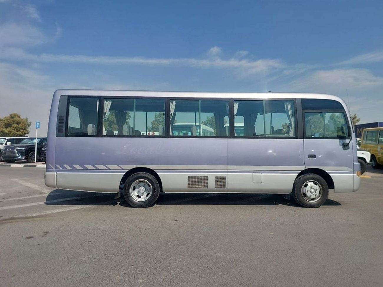 Nissan Civilian NISSAN CIVILIAN BUS RHD 2000 MODEL 4.1 L DIESEL AUTOMATIC(PM00052)