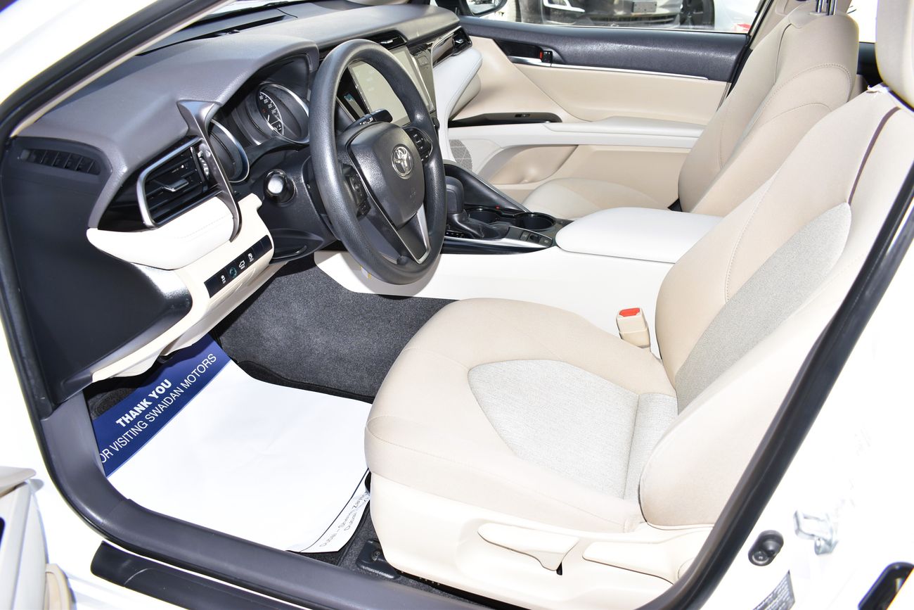 Toyota Camry AED 1119 PM | 2.5L LE GCC DEALER WARRANTY
