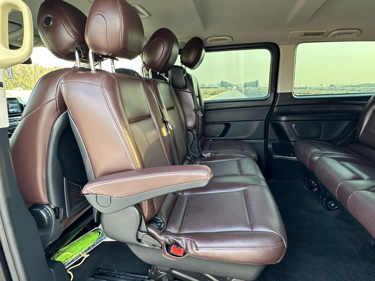 Mercedes-Benz V 250 MERCEDES V-250 2016 GCC FULL OPITION // GOOD CONDITION