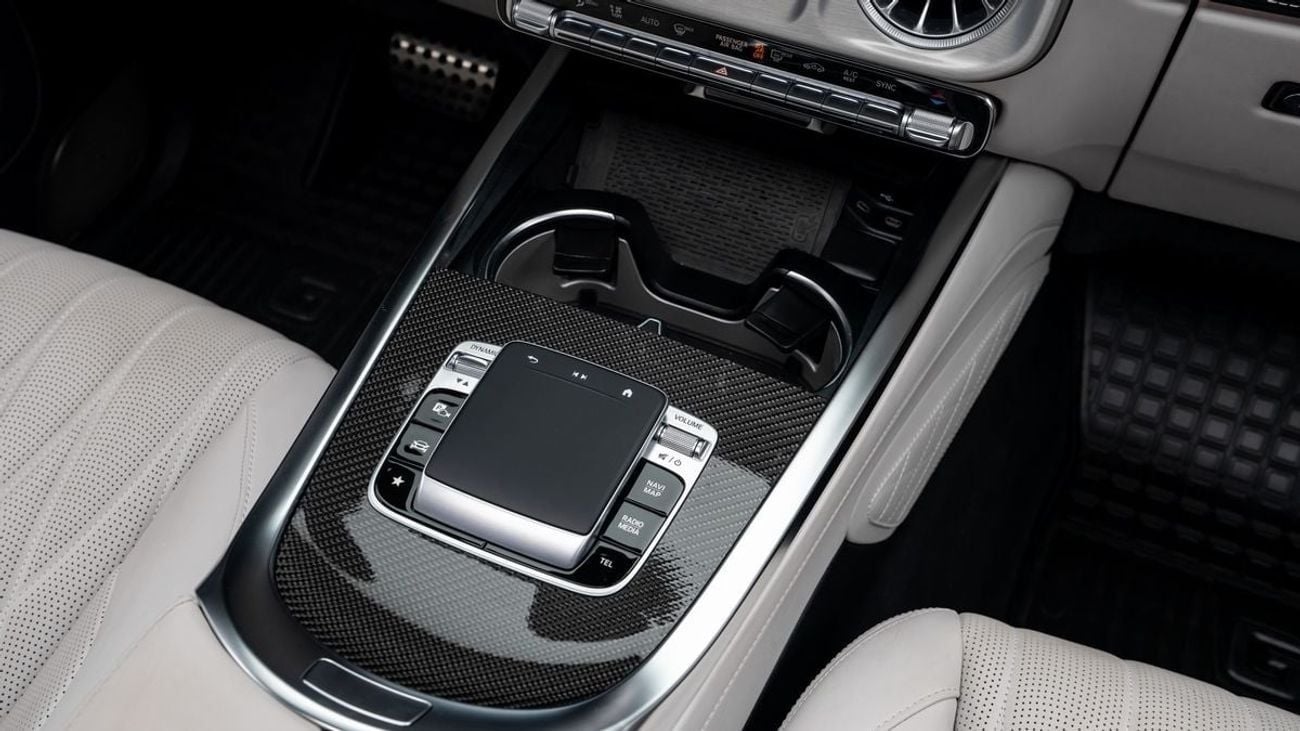 Mercedes-Benz G 63 AMG - 2025 -  GCC Specs - Under Warranty and Service Contract