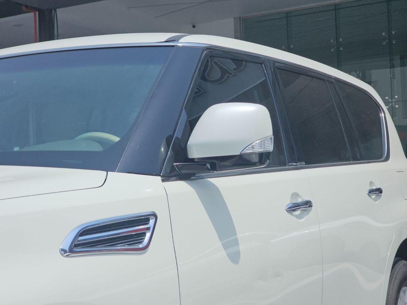 نيسان باترول SE T2 LEATHER