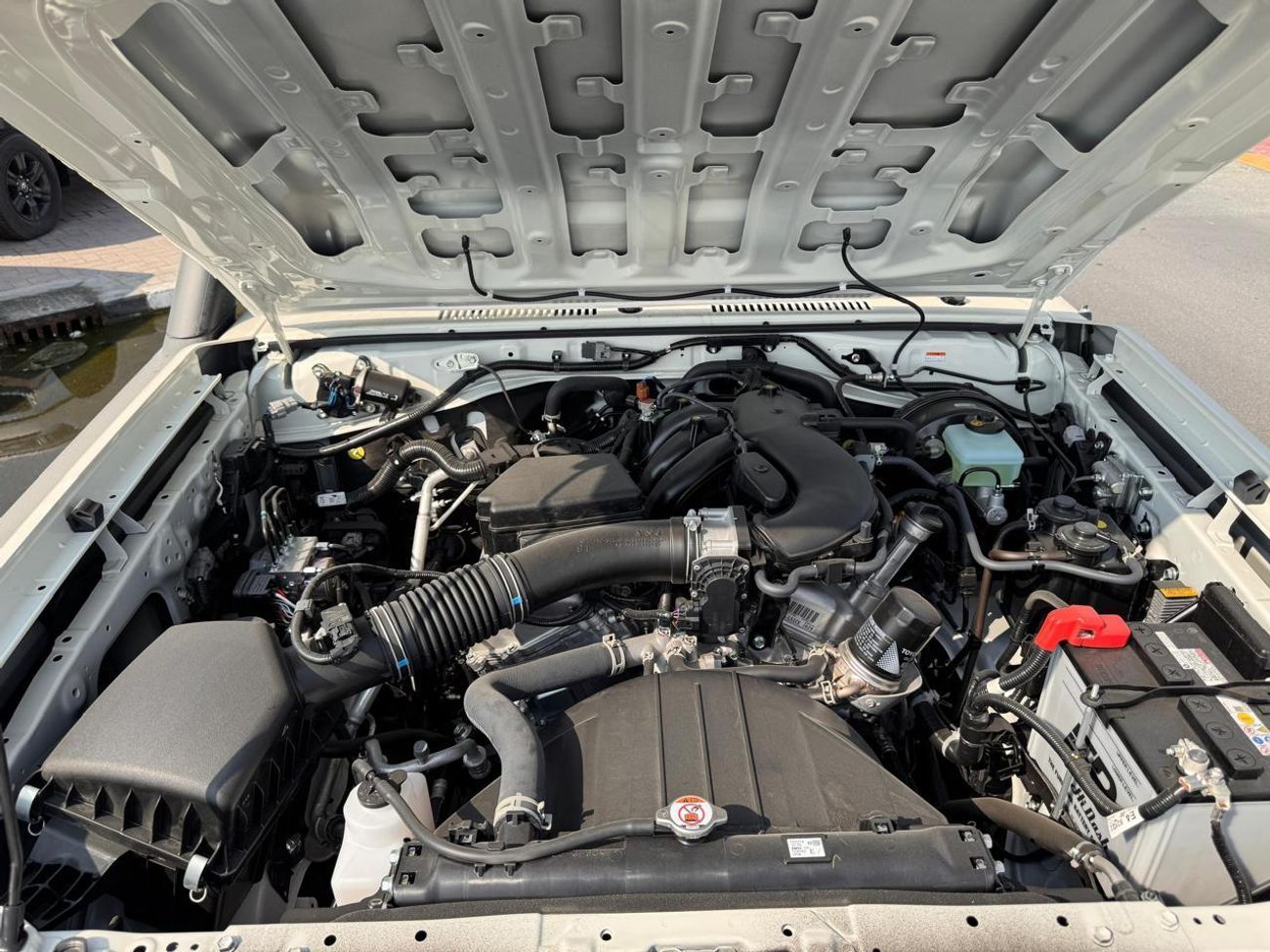 Toyota Land Cruiser 70 78 HARDTOP 4.0L PETROL MANUAL TRANSMISSION