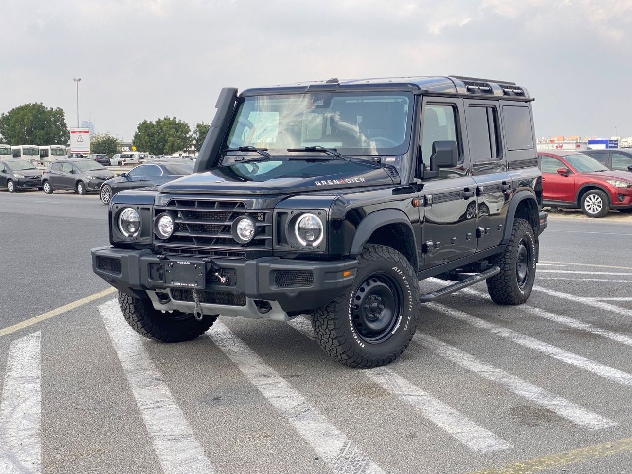 إينيوس غرينادير QuarterMaster