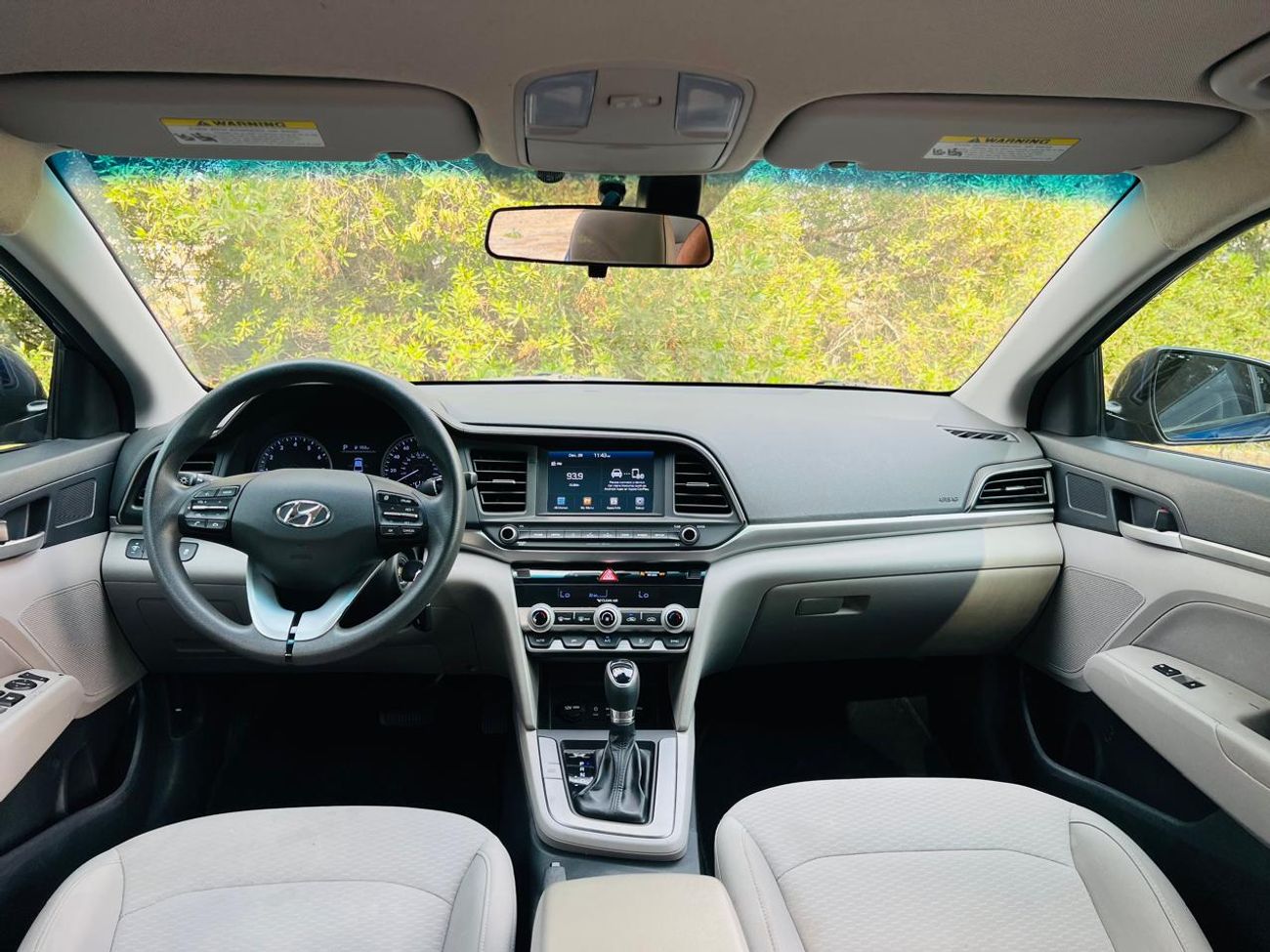 هيونداي إلانترا GLS 2.0L