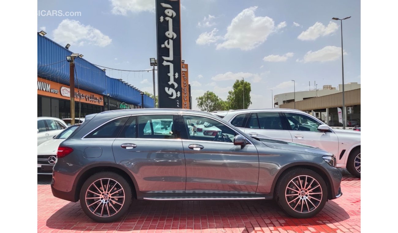 Mercedes-Benz GLC 250 AMG 4Matic 2019 GCC 5 years Warranty and Service