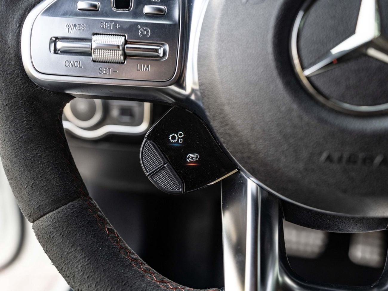 Mercedes Benz CLA 45 AMG STD