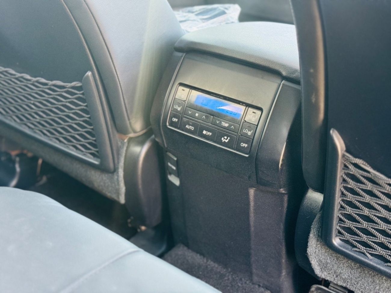 تويوتا برادو Land Cruiser prado 2019 diesel RHD full option